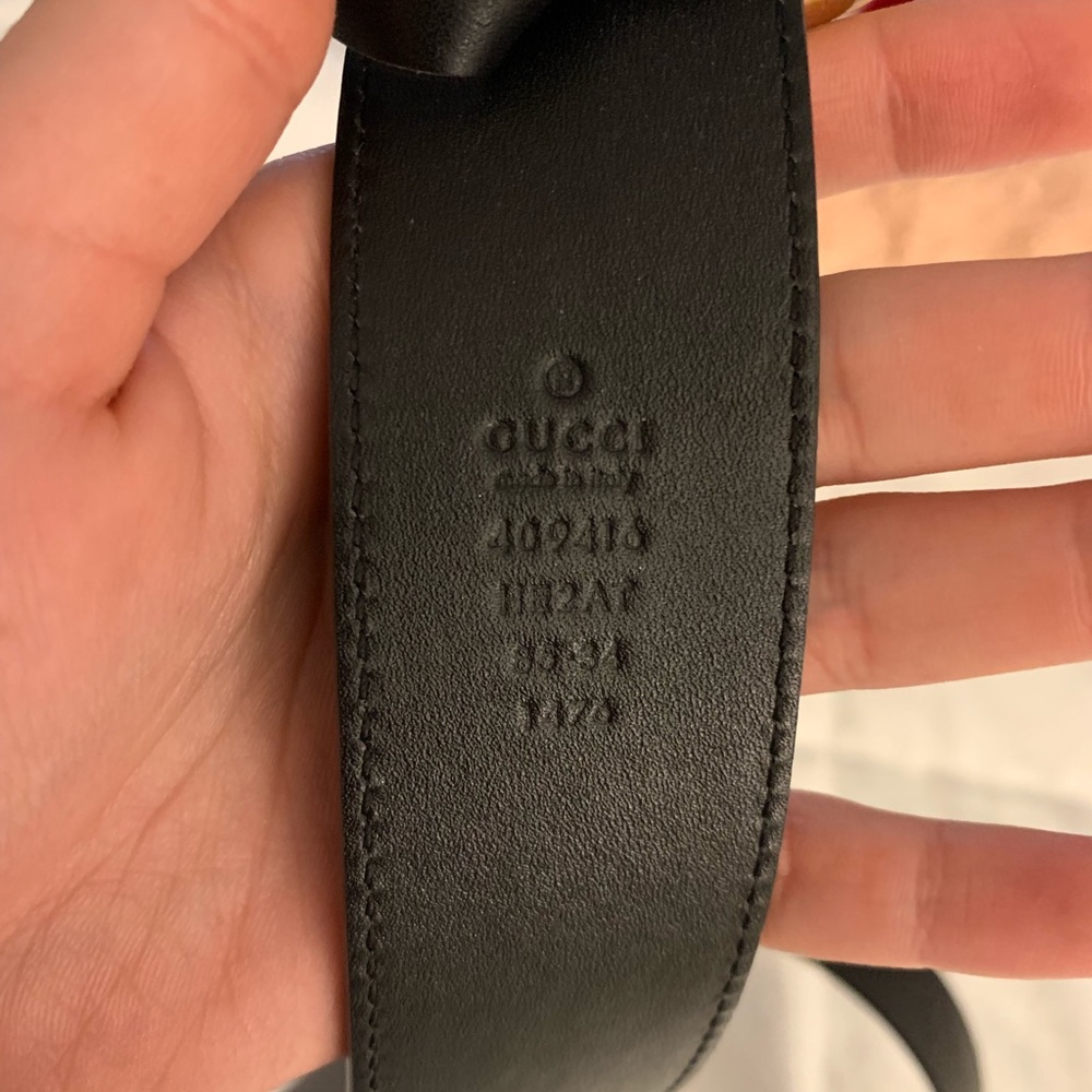 Gold buckle black leather belt size 85/34